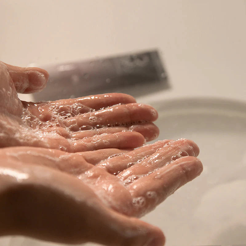 Haruharu wonder Black Rice Moisture 5.5 Soft Cleansing Gel — imagem 3