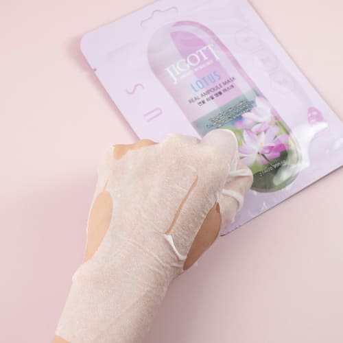 Jigott - Máscara Facial Lotus: Máscara Facial Calmante e Hidratante