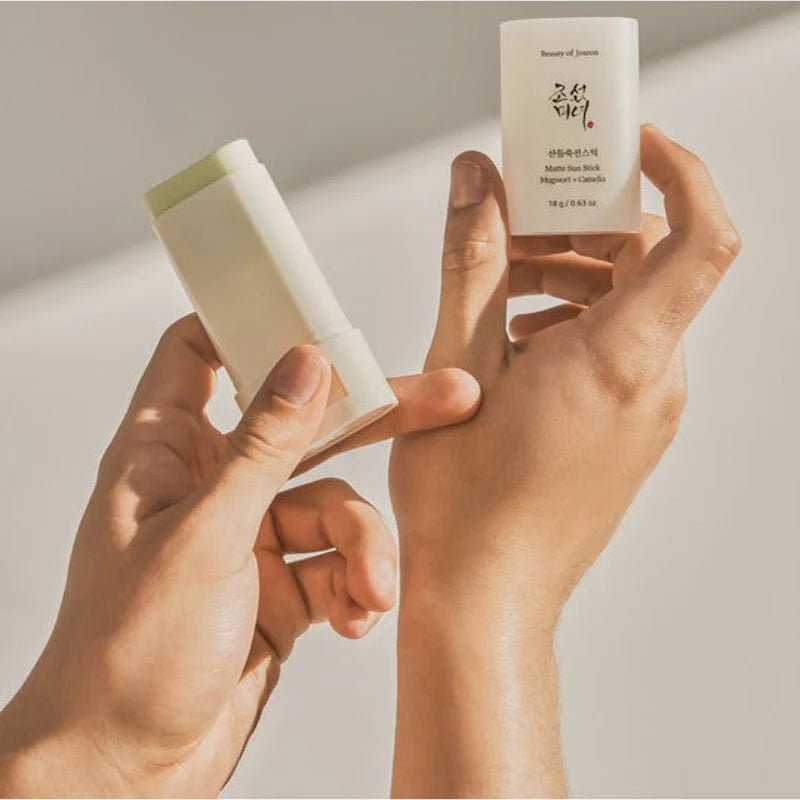 Beauty of Joseon Matte Sun Stick Mugwort + Camelia SPF50 PA++++ — imagem 5