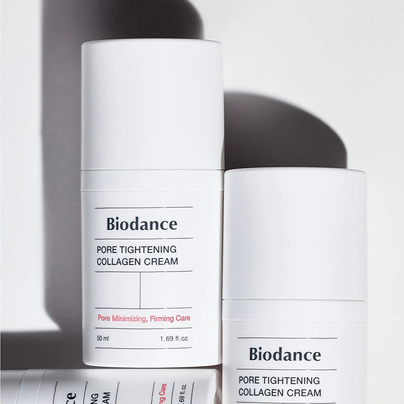 Dois frascos Biodance Pore Tightening Collagen Cream com sombra em fundo claro