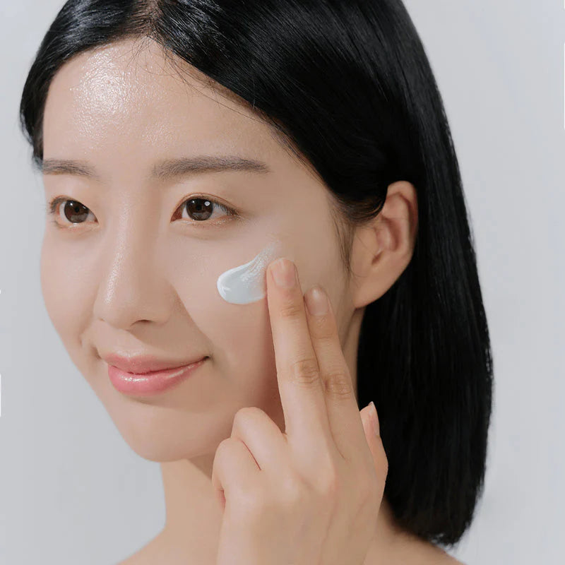 SKIN1004 Hyalu-Cica Water-Fit Sun Serum SPF50+ — imagem 7